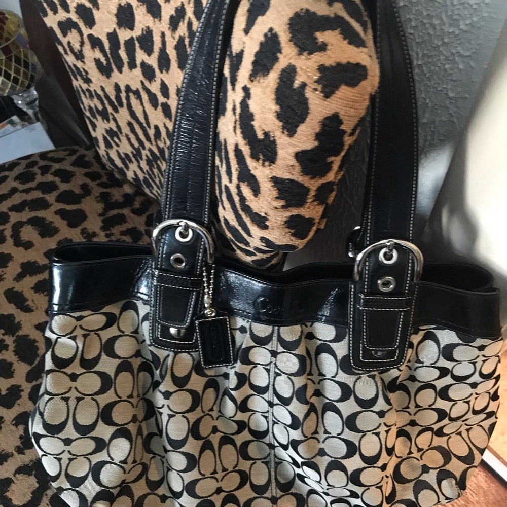 Shoulder bag - Picture 2 of 8
